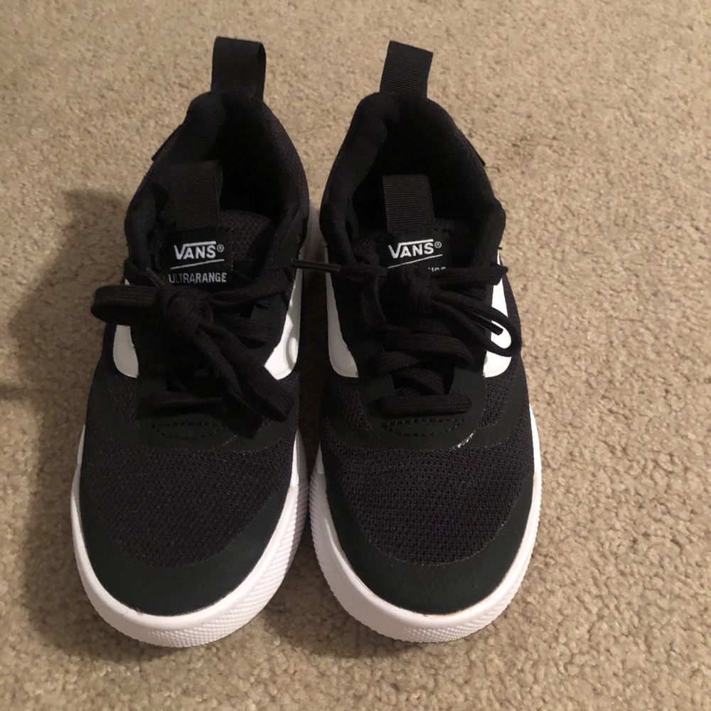 Black vans ultra range rapid well